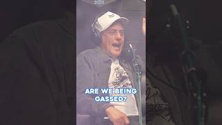 Orny Adams Doesn’t Like Fog Machines  Howie Mandel Does Stuff [upl. by Ynnod381]