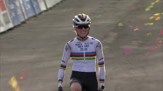 Fem Van Empel wint met overmacht de Flandriencross  Soudal Ladies Trophy  Highlights women race [upl. by Aehc]