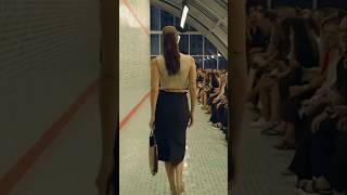 shorts WHO IS VITTORIAVITTORIA WHAT VITTORIA CERETTI WALKING FOR TORY BURCH SS25 [upl. by Lectra]