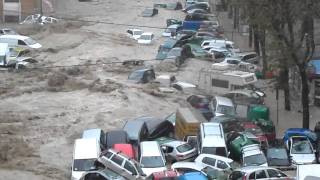 Alluvione Genova 4112011  Piazza G Ferraris [upl. by Eselahc]