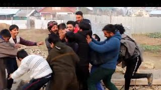 Kashmiri kalkharab kangri jung part 4 funny video  panin kasheer [upl. by Aikenat]