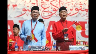 LIVE Ucapan dasar Presiden Umno Ahmad Zahid Hamidi di PAU 2023 [upl. by Llorre]