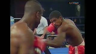 Errol Christie v Jose Quinones Boxing [upl. by Audette]