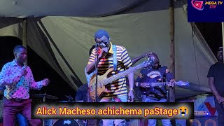 Alick MachesoMundikumbuke Live Perfomance at Werras park 2024🎸💥 [upl. by Hoashis]