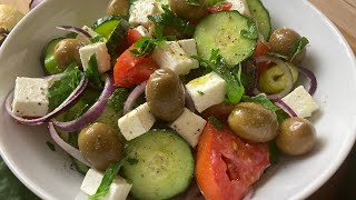 Griechischer Bauernsalat  originales Rezept wie aus Griechenland [upl. by Aihsekan]