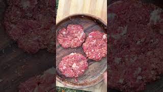 Satır Kıymalı Hamburger 🍔  Delicious Hamburger cooking foodlover outdoorcooking [upl. by Dyann223]