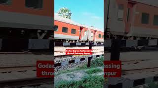 Godan Express Kashi Live Running train trainhorn railway trainvoice indianrailways trainsound [upl. by Northway]