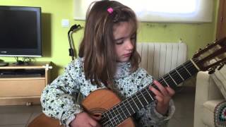 Niña toca la guitarra [upl. by Mercedes]