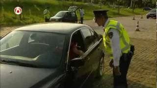 Verkeerscontrole  Overtreders  S01E04 [upl. by Coleen]