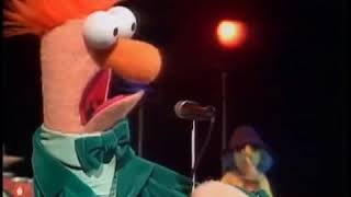 Muppet Show Beaker sings Feelings [upl. by Ailel]