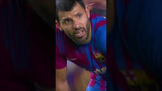 El KUN AGÜERO sale mareado del Barcelona vs Alavés y es trasladado a un hospital  Shorts [upl. by Reedy]