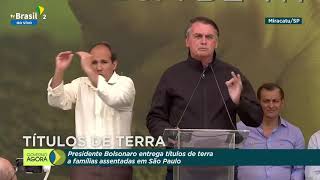 Bolsonaro cria realidade paralela para fala de arcebispo sobre desarmamento [upl. by Halueb]