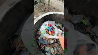 Menemukan Ribuan Korek Salju Di Tempat Sampah koreksalju mainan mainanviral menemukan tulisnama [upl. by Allehc]