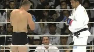 25 Hidehiko Yoshida vs Mirko Cro Cop Filipovic PRIDE Critical Countdown Absolute 01 07 2006 [upl. by Burta]