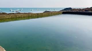 Piscine à Cancale une piscine de mer peu connue [upl. by Kay]