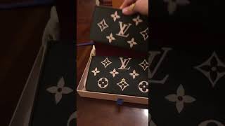 Louis Vuitton FELICIE POCHETTE Bicolor Monogram Empreinte Leather blackbeige unboxing lv [upl. by Sean818]