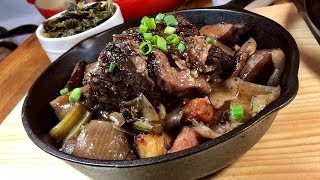 How To Make The Ultimate SlowCooked Beef Pot Roast [upl. by Adalbert]