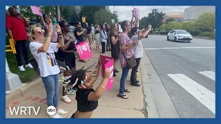 Supporters line up to see VP motorcade [upl. by Kursh]