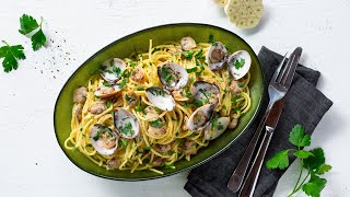 Spaghetti alle Vongole  XXXLecker [upl. by Galanti]