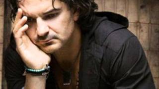 quot18 motivos pa dejartequot Quien  Ricardo Arjona [upl. by Avik]