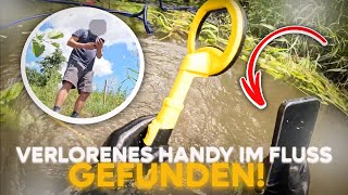 UNGLAUBLICH Wir fanden ein verlorenes Handy im Fluss  und es funktioniert noch  Schatzsuche [upl. by Genny]