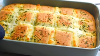 Easy Cheesy Garlic Bread in 4 StepsCheesy Garlic Bread RecipeGarlic bread recipe from scratch [upl. by Sholom954]