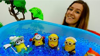 Los minions se divierten en la Guardería Infantil Vídeos de juguetes para niños en español [upl. by Akilat365]