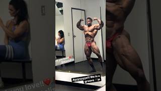 Breon ansley doing triceps breon mrolympia2024 breonansley classicphysique bodybuilding [upl. by Jacki]