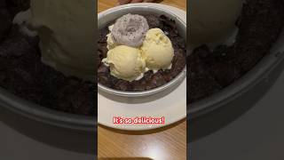 BJ’s Cookies amp Cream Pizookie Oreo pizookie youtubeshorts shortvideo [upl. by Cardon]