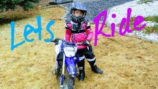 Dirt bike lessons for the girls on their new dirt bikeI hope this works [upl. by Litta]