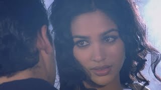 Aapke Pyaar Mein Hum Love Song❤️ Raaz  Dino Morea amp Malini Sharma  Bipasha Basu  Alka Yagnik [upl. by Blondie]