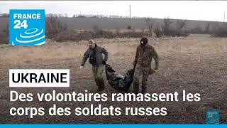 En Ukraine des volontaires ramassent les corps des soldats russes • FRANCE 24 [upl. by Ecyle241]