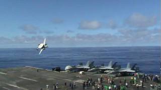 E2C Hawkeye 2000 doing ultra low pass on the USS Ronald Reagan [upl. by Garibull]