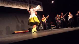 Cantarina Cueca Paceña interpretada por Claudia Cesilia y Sol Andes [upl. by Hett871]