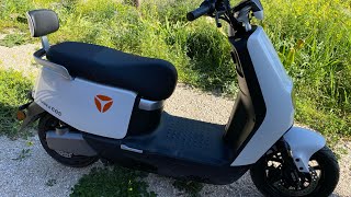 NEW YADEA E8S Electric Motorbike 2022  Road Review  Drive Test [upl. by Pubilis]