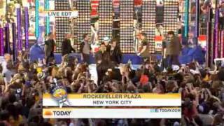 NKOTBSB  Dont Turn Out The Lights live in Today Show [upl. by Ankney127]