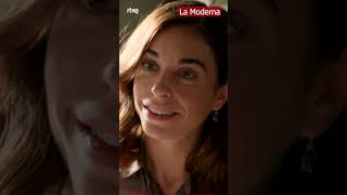 La propuesta de Celia a Laurita 🤭 LaModerna183 shorts shortsRTVE RTVESeries [upl. by Loram811]