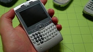 Pocketnow Throwback Motorola Q [upl. by Nohsid]