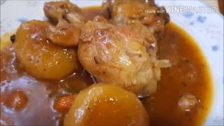 pollo en salsa con patatas de guarnición  Todo a la olla [upl. by Anaidni601]