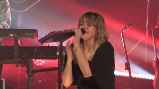 Louane  Jour 1  Paris 05032018 [upl. by Erleena249]