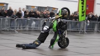 Motorstunt Bleuk demo Motorbeurs Utrecht 2011 HD 1080 [upl. by Reece]