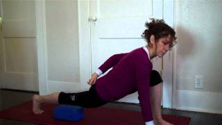 Runners Learn How To quotLengthen Stridequot quotRun Faster amp Winquot With Targeted Yoga Lunge Part 1 [upl. by Mcdermott]