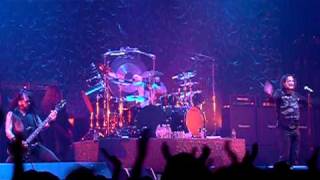 Ozzy Osbourne  Fairies Wear Boots Black Sabbath cover live 29 Nov 2010 [upl. by Xanthe]