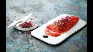 Cyril Lignac  Recette et astuces pour un saumon gravlax réussi ce plat tendance et [upl. by Ninaj935]