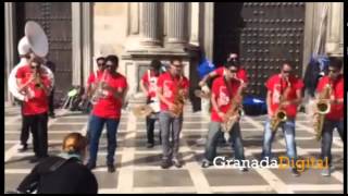 Orquesta callejera en Plaza Nueva [upl. by Nerreg]