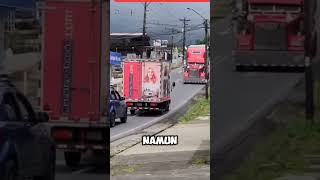 Kehebatan sopir truk besarsopirtruk hebat shortvideo shorts [upl. by Bourgeois]