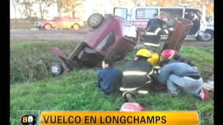 Vuelco el Longchamps  Telefe Noticias [upl. by Notsirhc]