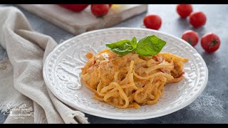 PASTA CON CREMA DI PEPERONI E RICOTTA in 15 Minuti [upl. by Hayyikaz]