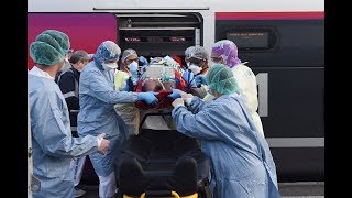 Le défi collectif du TGV médicalisé en version longue [upl. by Aerdnaxela203]