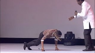 Wizkid Prostrates To King Sunny Ade during a colabo performance at the EbonyLife TV Launch [upl. by Janicki]